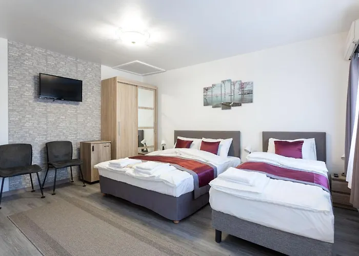 Hooper's Vendeghaz Гостьовий будинок Еґер