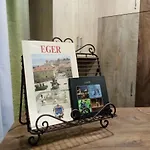 Hooper's Vendeghaz 3* Eger