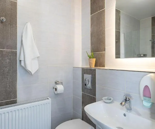 Vendégház Hooper's